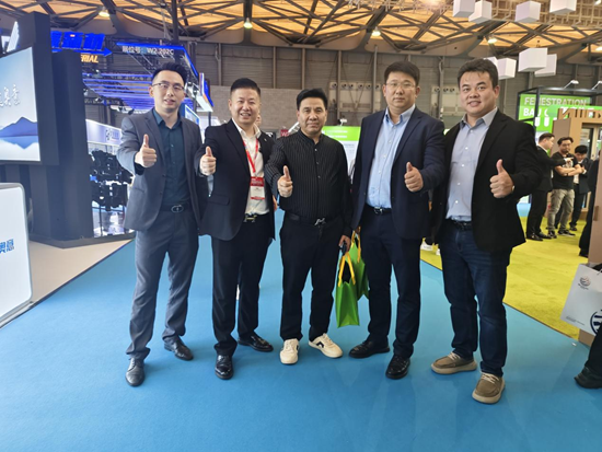 2025中國門窗幕墻大會：LBK利佰五金“超安全系統”成焦點